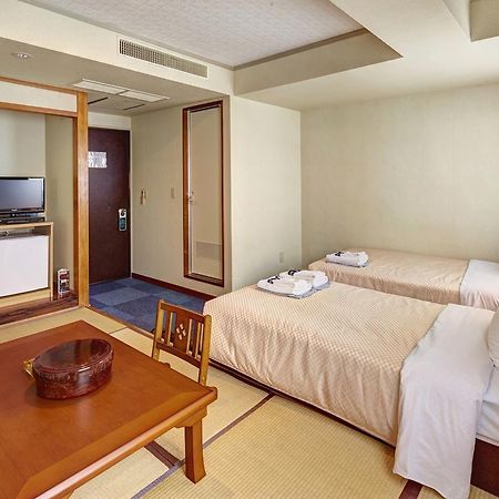 Okinawa Sun Plaza Hotel Naha Buitenkant foto