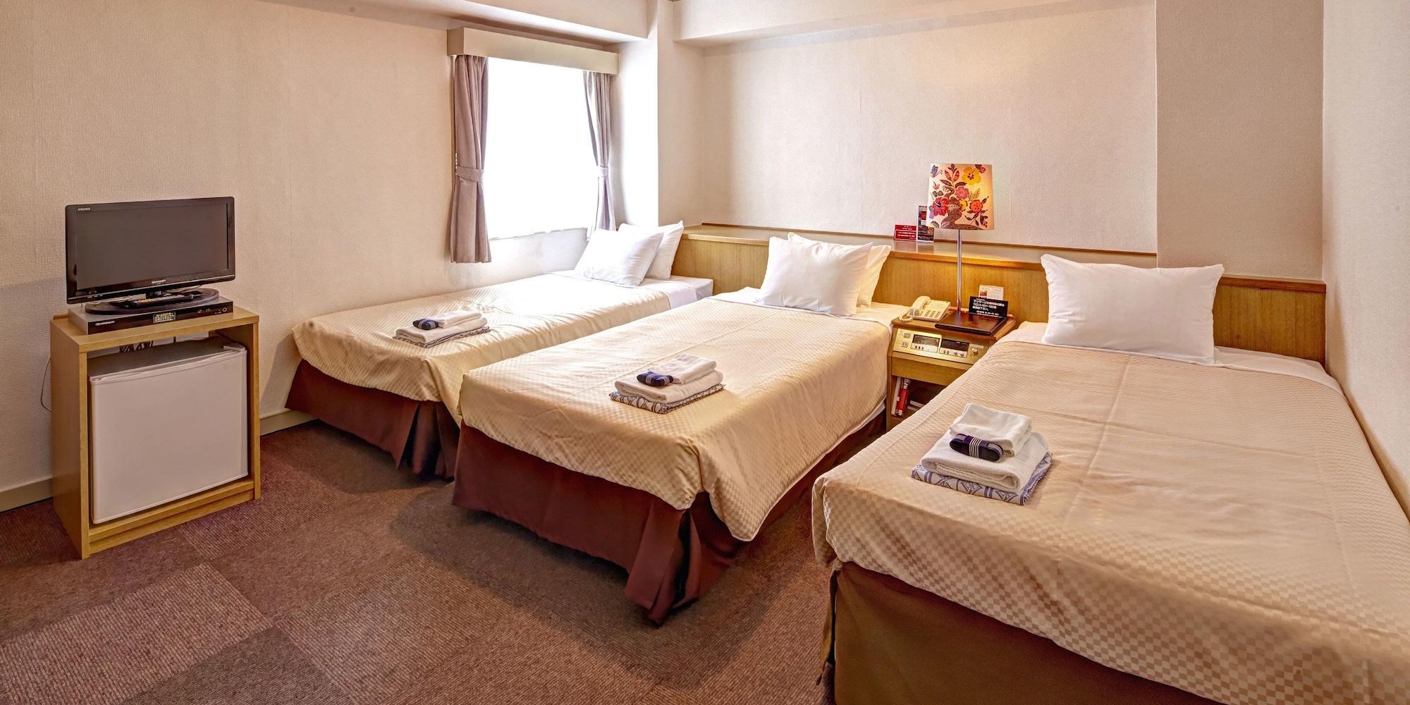 Okinawa Sun Plaza Hotel Naha Buitenkant foto