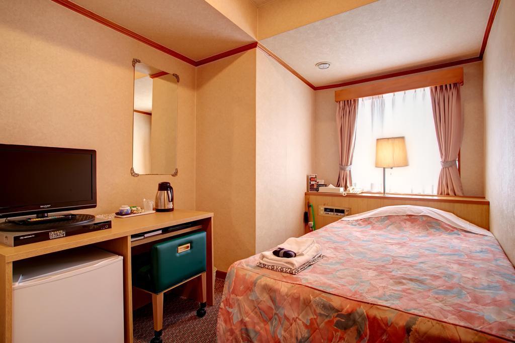 Okinawa Sun Plaza Hotel Naha Buitenkant foto