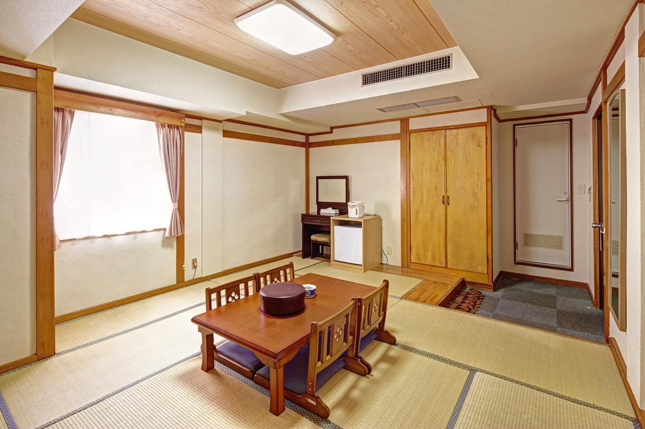 Okinawa Sun Plaza Hotel Naha Buitenkant foto